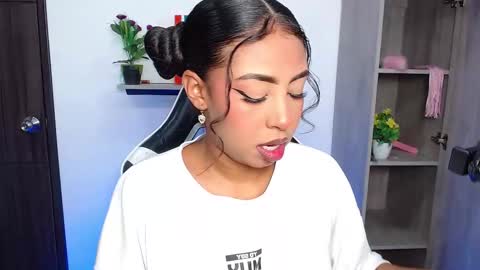 Danna online show from 11/03/25, 12:17