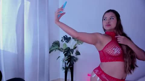 Paulina online show from 02/21/25, 09:43