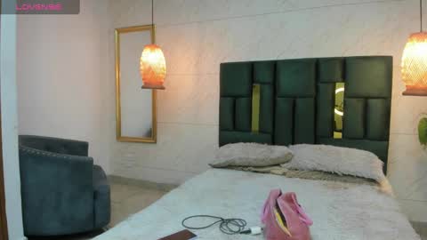 Danna  online show from 10/14/25, 11:22