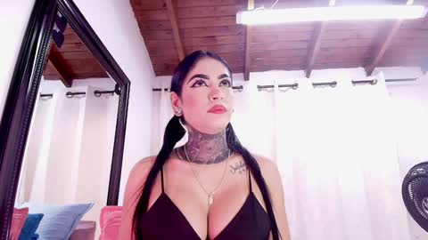 Danna Berlin  online show from 02/04/25, 07:22