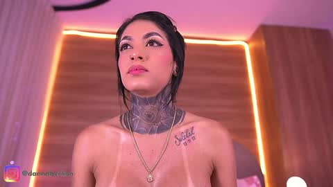 Danna Berlin  online show from 03/26/26, 07:52