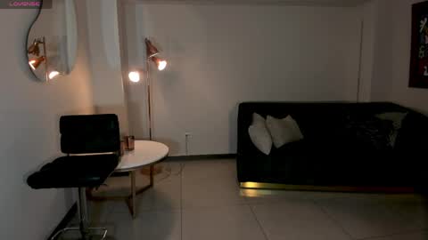 Danna Cruz  online show from 04/11/26, 07:18