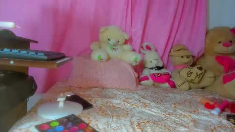Danna Sofia jeins online show from 10/07/25, 09:06