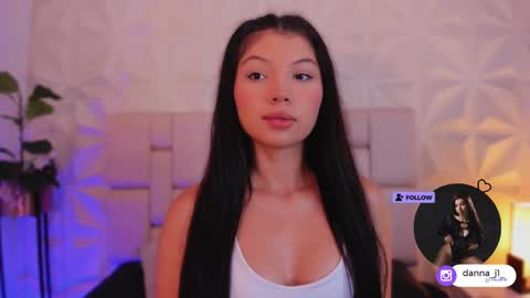 Danna online show from 03/08/25, 07:20