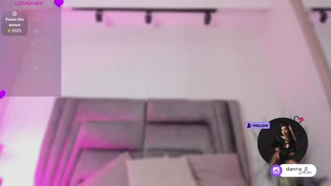 Danna online show from 04/06/26, 08:10