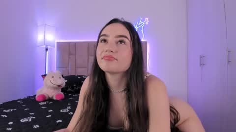 Snapshot of dannate1 chatting on 02/01/25, 11:48 danna  online show from 02/01/25, 11:48