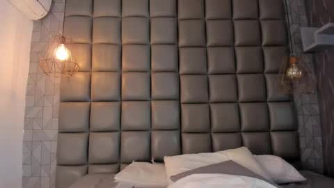 Danna online show from 04/12/26, 01:38