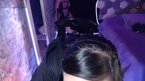 Snapshot of danniela_james chatting on 06/16/26, 04:37 danna online show from 06/16/26, 04:37