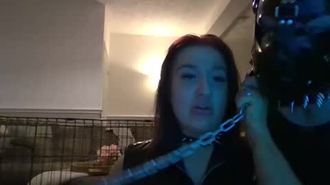 Snapshot of dannityler01 chatting on 11/13/25, 11:03 Latex Sluts online show from 11/13/25, 11:03