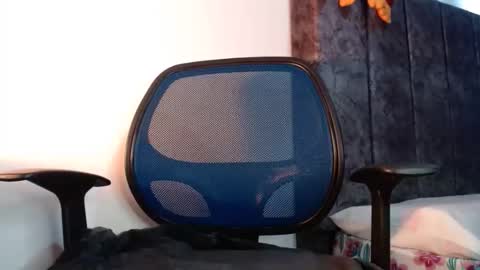 DANNTE online show from 12/02/25, 04:13