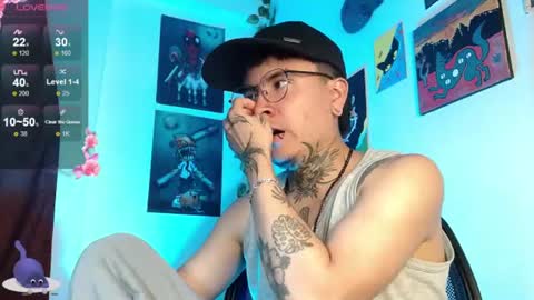 Snapshot of dannteftm chatting on 07/17/26, 12:39 DANNTE online show from 07/17/26, 12:39