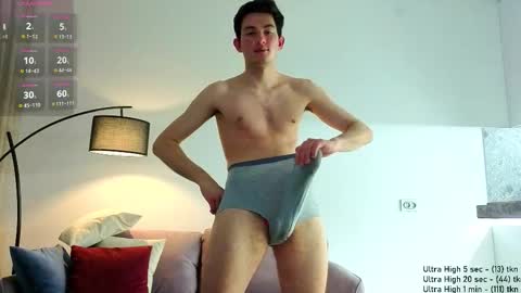 danny__magic online show from 12/19/25, 01:07