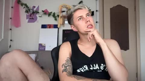 danny online show from 09/09/25, 10:37