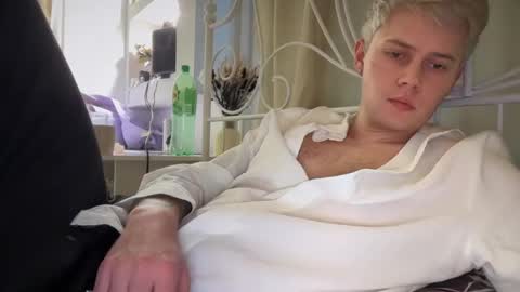 danny online show from 10/29/25, 01:02