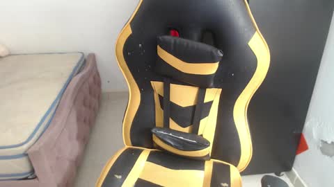 danny..........  guys I have onlyfans follow me I am new I want to share with you many things I love you online show from 10/03/25, 06:49