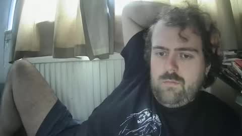 Snapshot of dannyb0y95 chatting on 11/11/25, 10:59 Danny online show from 11/11/25, 10:59