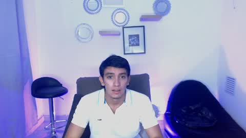 Snapshot of dante_18cm chatting on 05/17/26, 12:52 Dante online show from 05/17/26, 12:52