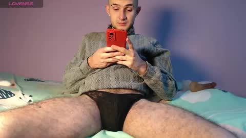 dante_bear online show from 11/28/25, 03:09