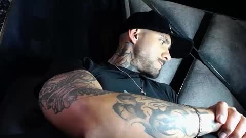 dante_d_angelo_ online show from 02/25/26, 06:45