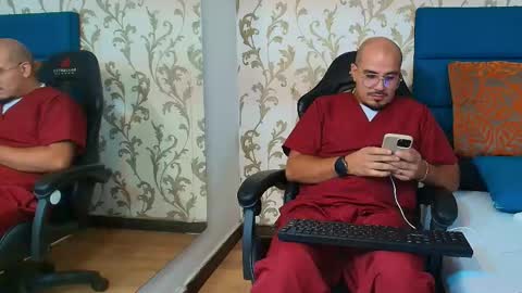 Snapshot of dante_goldt chatting on 05/15/26, 11:34 Dante online show from 05/15/26, 11:34