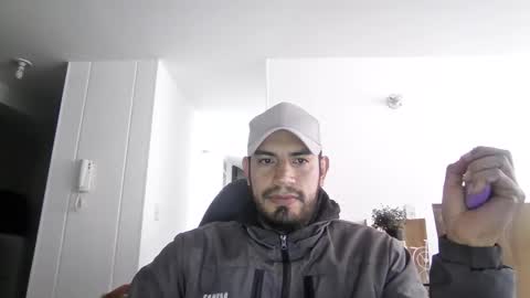 dante_lov3 online show from 01/19/26, 12:31