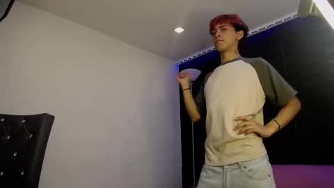 Snapshot of dante_luxx_ chatting on 03/03/26, 03:40 Dante online show from 03/03/26, 03:40