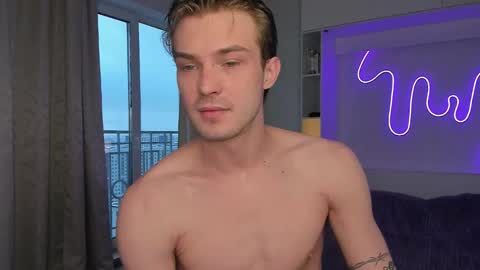 Dante and Ray online show from 11/19/25, 01:11