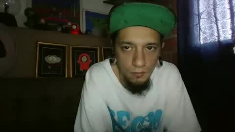 Snapshot of dante_x_5 chatting on 10/27/25, 02:21 dante_x_5 online show from 10/27/25, 02:21