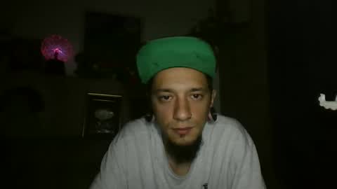 Snapshot of dante_x_5 chatting on 10/28/25, 10:45 dante_x_5 online show from 10/28/25, 10:45