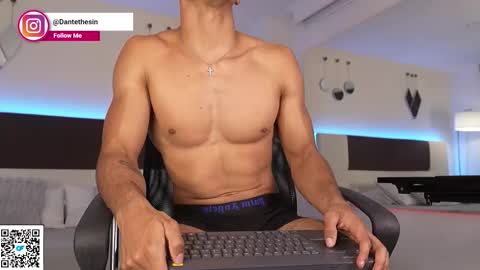 Snapshot of danteestone chatting on 02/02/26, 08:18 Dante online show from 02/02/26, 08:18