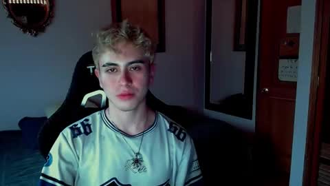 danteobscuro online show from 12/04/25, 10:29