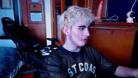 danteobscuro online show from 12/21/25, 05:09