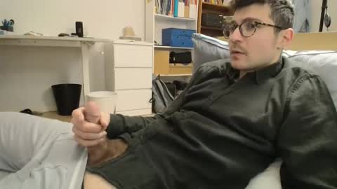 Daniel online show from 12/22/25, 08:39