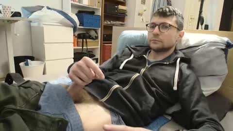 Daniel online show from 04/22/26, 06:31