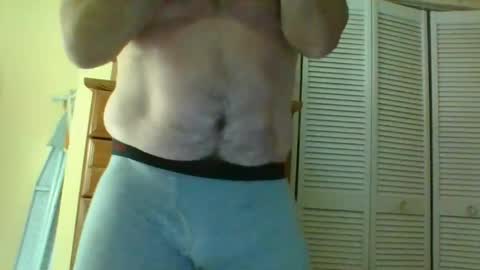 Snapshot of dantibb44 chatting on 12/27/24, 12:07 danny online show from 12/27/24, 12:07