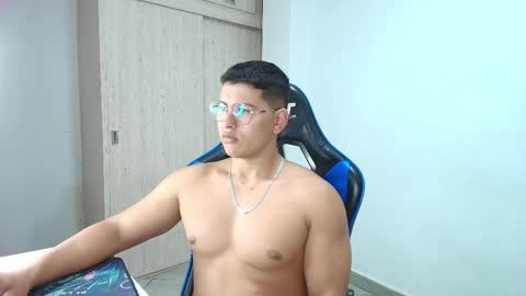 Snapshot of dantraxx chatting on 01/04/25, 09:31 Dantraxx online show from 01/04/25, 09:31