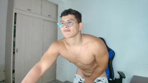 Snapshot of dantraxx chatting on 02/25/25, 09:46 Dantraxx online show from 02/25/25, 09:46