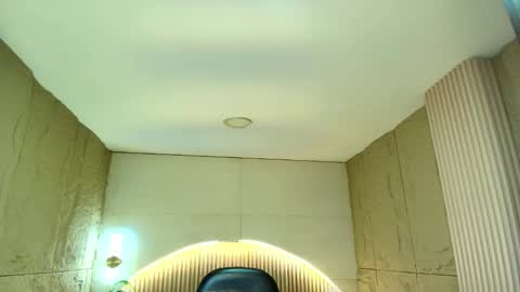 Dany online show from 02/02/26, 01:10