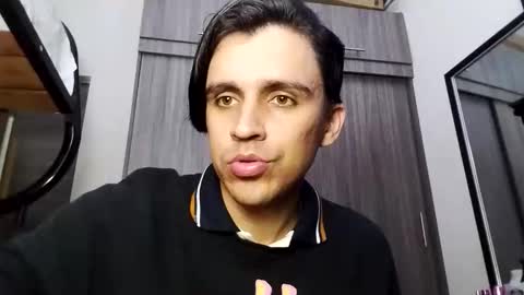 Daniel online show from 11/16/25, 09:42