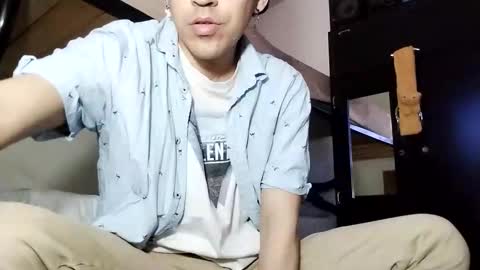 Snapshot of danylano chatting on 02/26/26, 09:25 Daniel online show from 02/26/26, 09:25