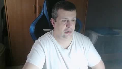 danysanchez1981 online show from 02/18/26, 04:03