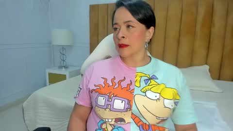 Daphne online show from 01/23/25, 02:33