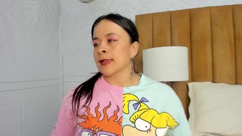 Daphne online show from 03/06/25, 08:52