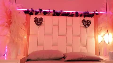 daphne_and_roger online show from 02/25/26, 11:09