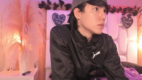 daphne_and_roger online show from 03/20/26, 11:04