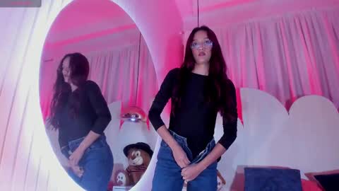 Daphne online show from 02/13/25, 05:44