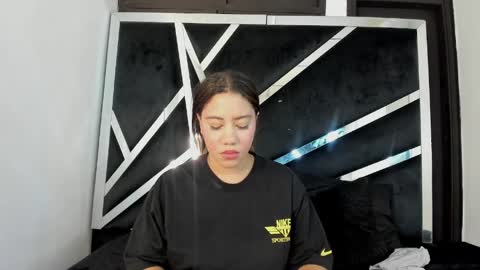 daphne_culeht online show from 04/09/26, 08:47