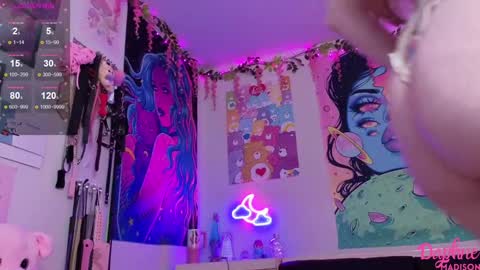 Snapshot of daphnemadison chatting on 09/09/25, 07:02 Daphne Madison online show from 09/09/25, 07:02