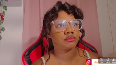 Snapshot of daphnewalker__ chatting on 02/01/26, 11:53 Daphne online show from 02/01/26, 11:53