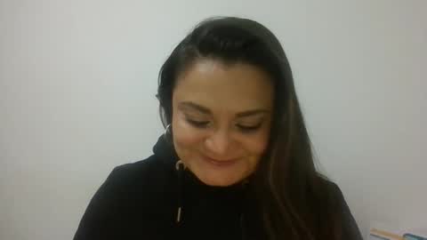 dapnne online show from 10/31/25, 08:10